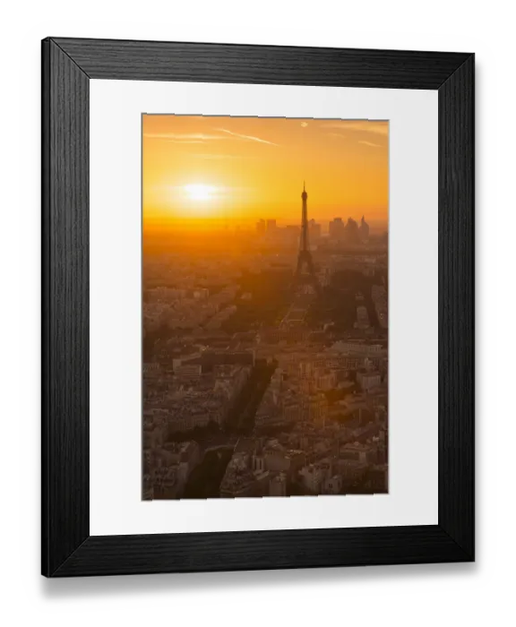 Framed Print : Sunset scene of Paris Framed Print : Sunset scene of Paris