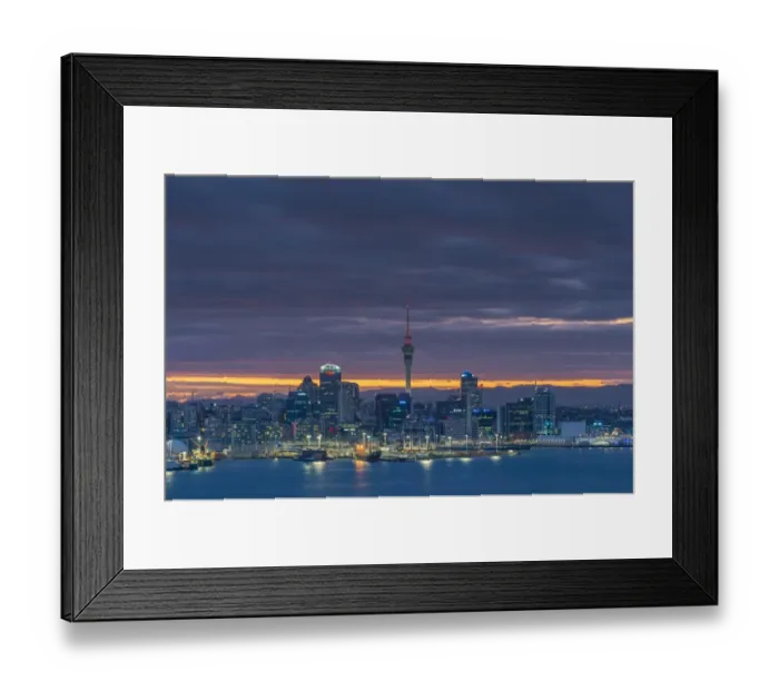 Framed Print : Auckland city night view Framed Print : Auckland city night view