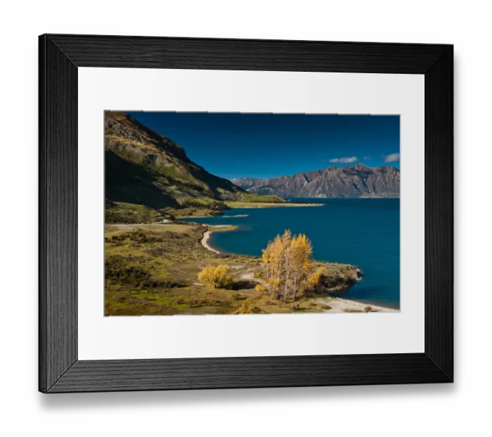 Framed Print : Landscape of lake Hawea Framed Print : Landscape of lake Hawea