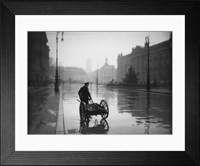 Framed Print : Wet Schlossplatz