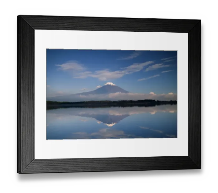 Framed Print : Mount Fuji reflected in Lake Motosu, Fuji-Hakone-Izu National Park, Honshu, Japan Framed Print : Mount Fuji reflected in Lake Motosu, Fuji-Hakone-Izu National Park, Honshu, Japan