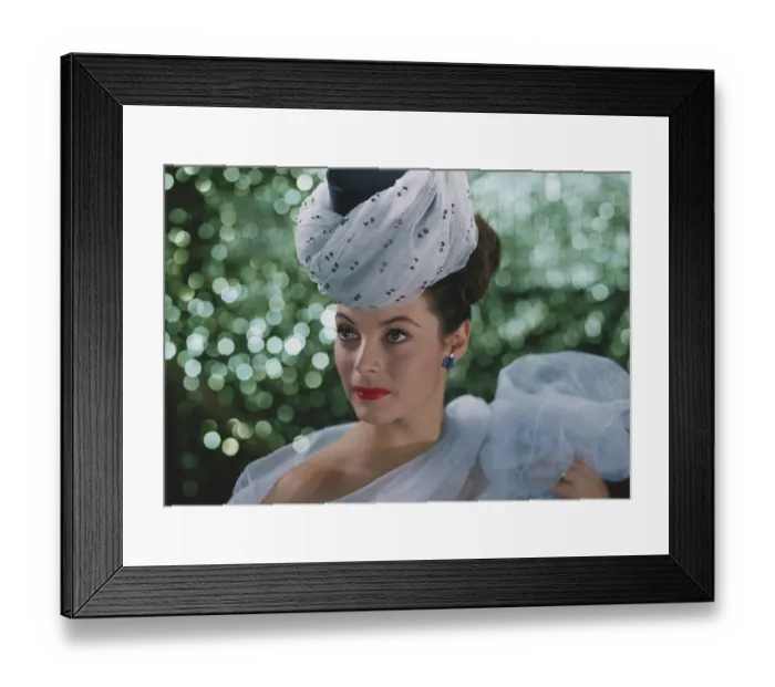 Framed Print : Beautiful woman wearing headdress Framed Print : Beautiful woman wearing headdress