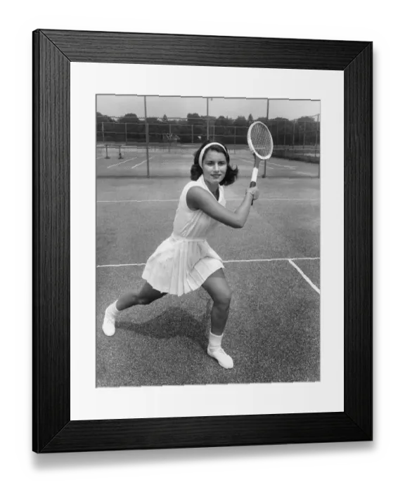 Framed Print : Woman playing tennis Framed Print : Woman playing tennis