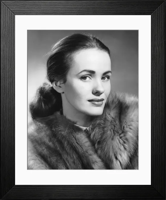 Framed Print : Woman wearing fur coat Framed Print : Woman wearing fur coat