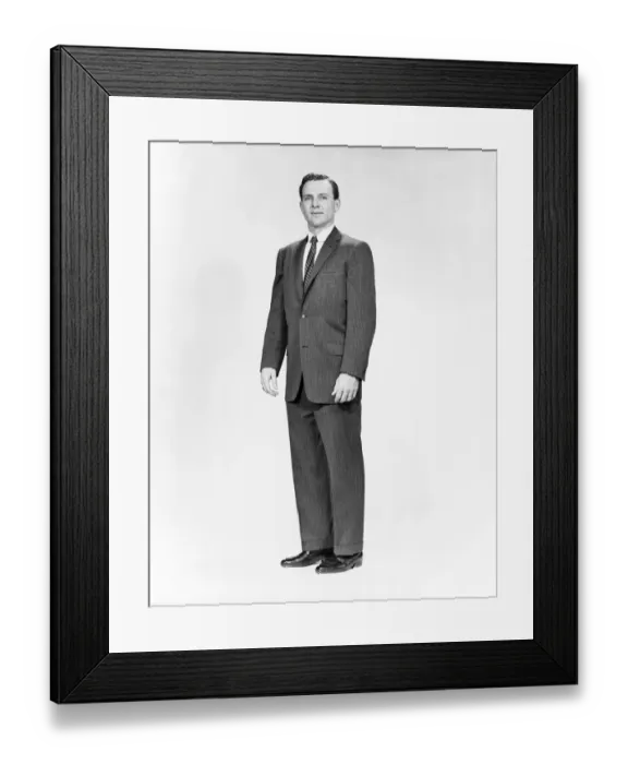 Framed Print : Man in full suit, portrait Framed Print : Man in full suit, portrait