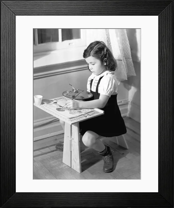 Framed Print : Girl (6-7) painting, (B&W) Framed Print : Girl (6-7) painting, (B&W)