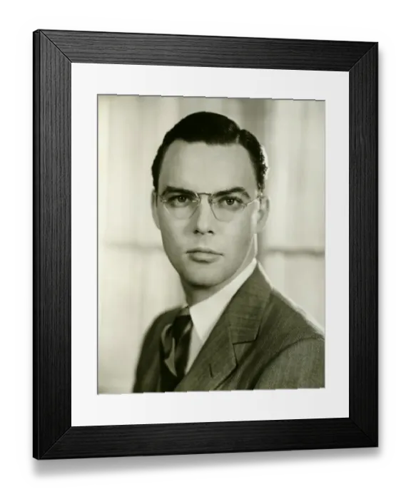 Framed Print : Young businessman in spectacles, (B&W), portrait