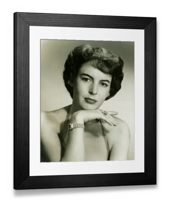Framed Print : Young woman wearing pearl jewellery, (B&W), portrait Framed Print : Young woman wearing pearl jewellery, (B&W), portrait