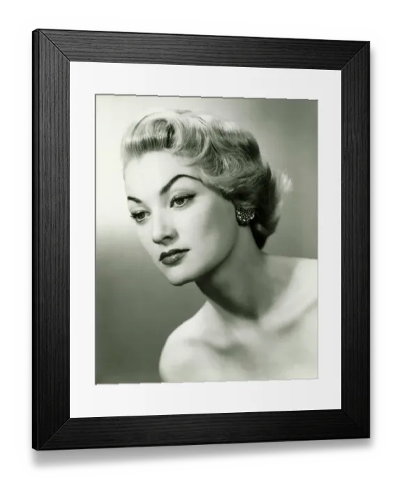 Framed Print : Young woman with strong make-up, (B&W), close-up Framed Print : Young woman with strong make-up, (B&W), close-up
