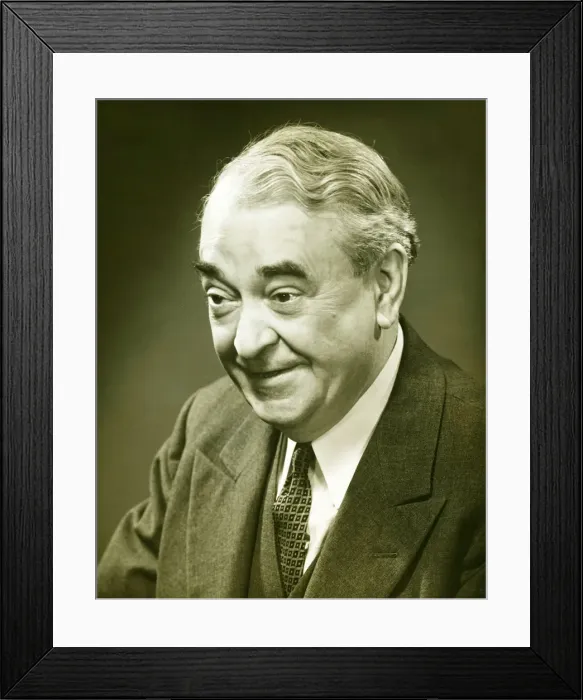 Framed Print : Senior man posing in studio, (B&W), close-up, portrait Framed Print : Senior man posing in studio, (B&W), close-up, portrait