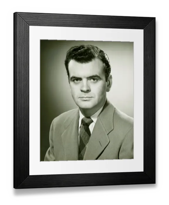 Framed Print : Man in suit in studio, (B&W), portrait Framed Print : Man in suit in studio, (B&W), portrait