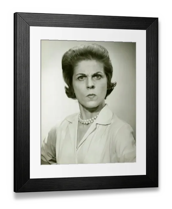 Framed Print : Angry woman in studio, (B&W), (Portrait) Framed Print : Angry woman in studio, (B&W), (Portrait)