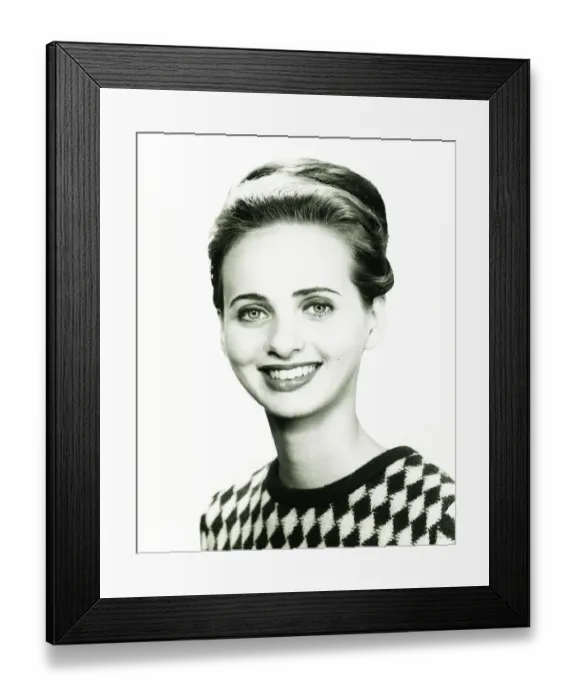 Framed Print : Smiling woman posing in studio, (B&W), (Close-up), (Portrait) Framed Print : Smiling woman posing in studio, (B&W), (Close-up), (Portrait)