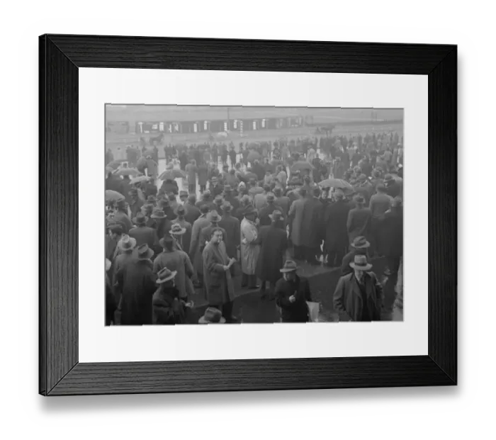 Framed Print : Crowds at horse race Framed Print : Crowds at horse race