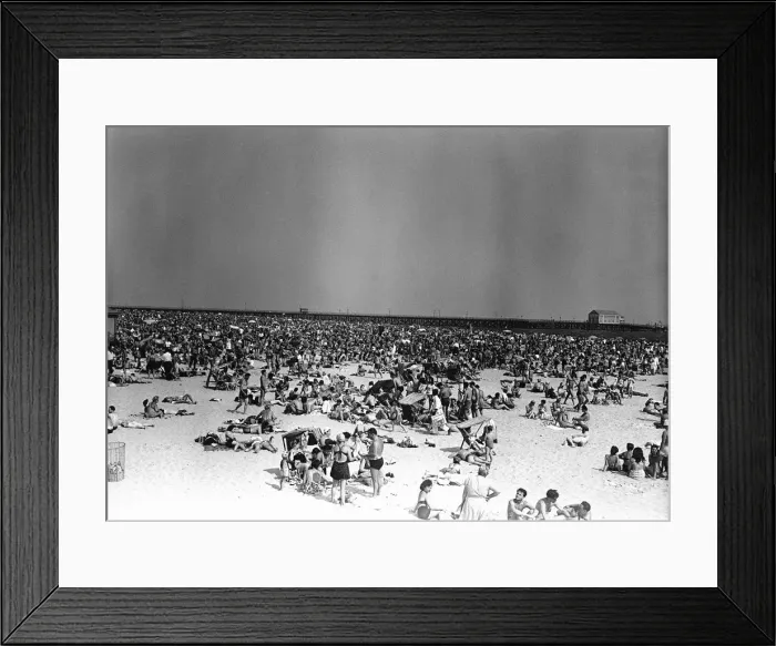 Framed Print : Crowded beach Framed Print : Crowded beach