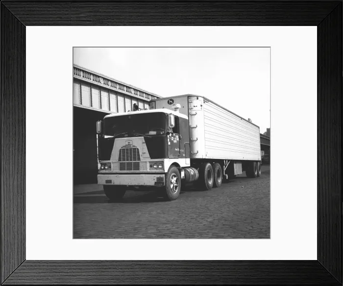 Framed Print : Lorry parked, (B&W) Framed Print : Lorry parked, (B&W)