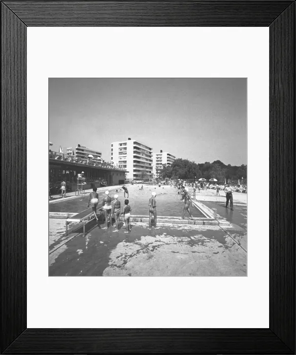 Framed Print : People relaxing on swimming pool, (B&W) Framed Print : People relaxing on swimming pool, (B&W)