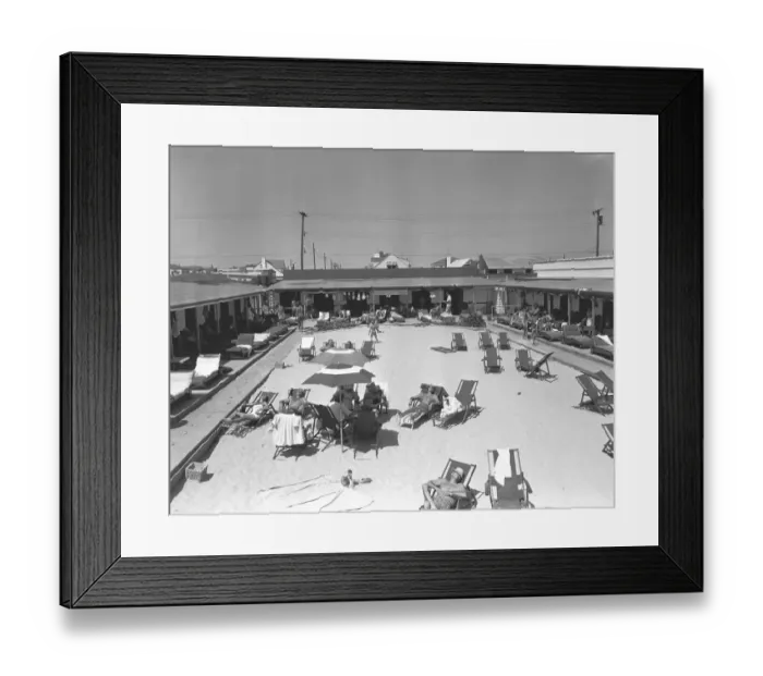 Framed Print : People relaxing by outdoors swimming pool, (B&W), elevated view Framed Print : People relaxing by outdoors swimming pool, (B&W), elevated view