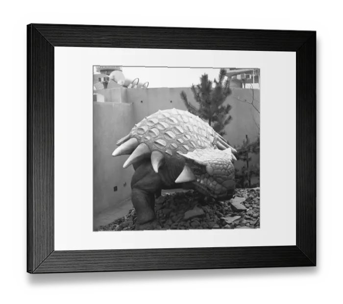 Framed Print : Model of dinosaur, (B&W) Framed Print : Model of dinosaur, (B&W)