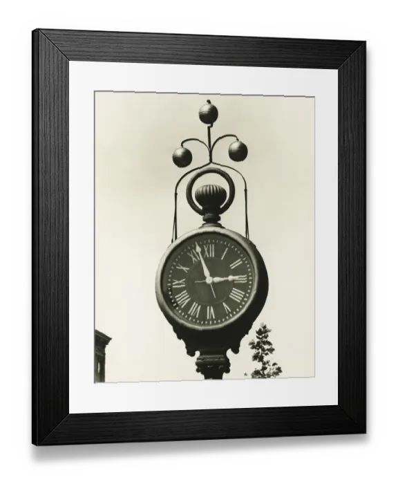 Framed Print : Large street clock, (B&W), (High section) Framed Print : Large street clock, (B&W), (High section)
