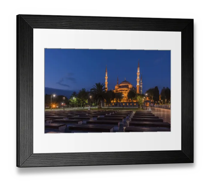 Framed Print : The Blue Mosque in Istanbul, Turkey Framed Print : The Blue Mosque in Istanbul, Turkey