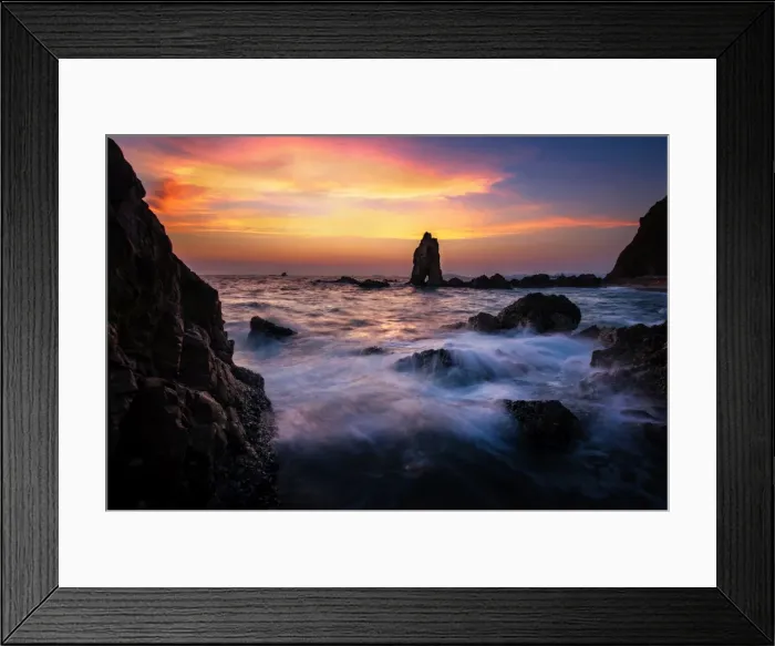 Framed Print : Sea wave hit the rock at sunset in Pattaya Framed Print : Sea wave hit the rock at sunset in Pattaya