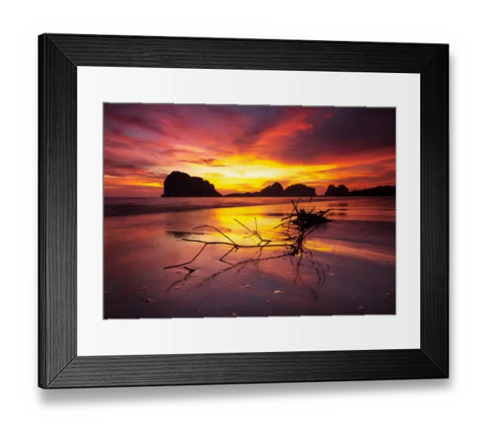 Framed Print : Dramatic sunrise over the Sea of thailand Framed Print : Dramatic sunrise over the Sea of thailand
