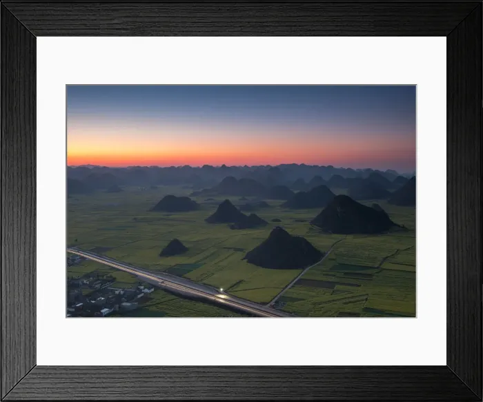 Framed Print : Morning luoping