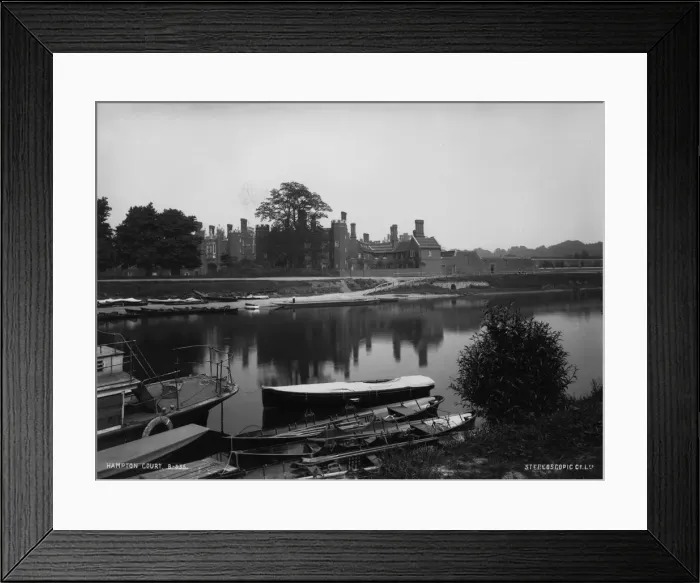 Framed Print : Hampton Court Framed Print : Hampton Court