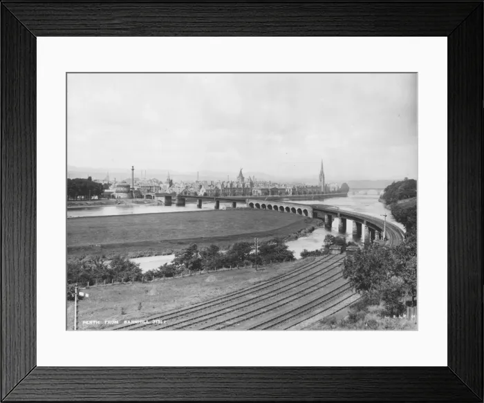 Framed Print : Perth. circa 1910: The burgh of Perth, Scotland, viewed from Barnhill