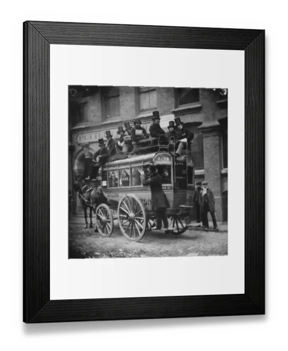 Framed Print : London Omnibus Framed Print : London Omnibus
