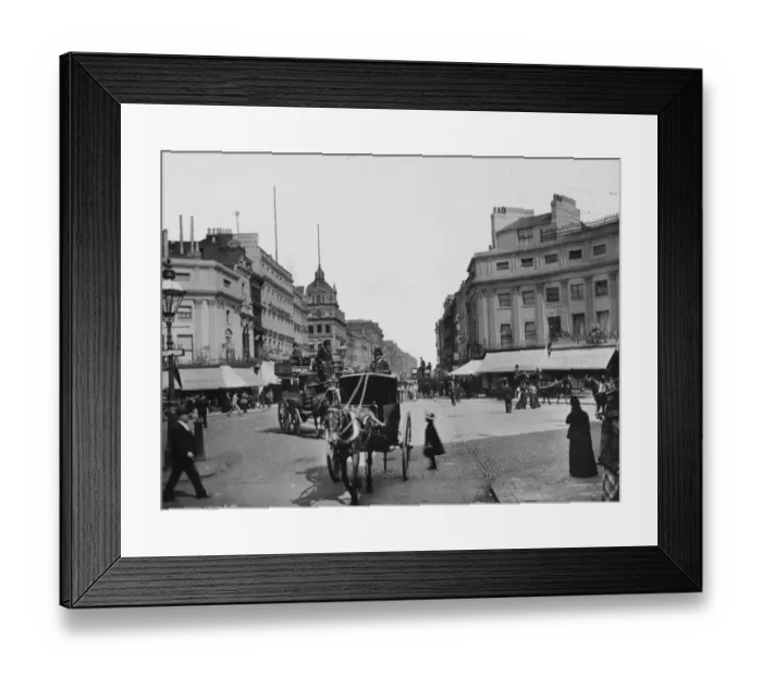 Framed Print : Regent Circus Framed Print : Regent Circus
