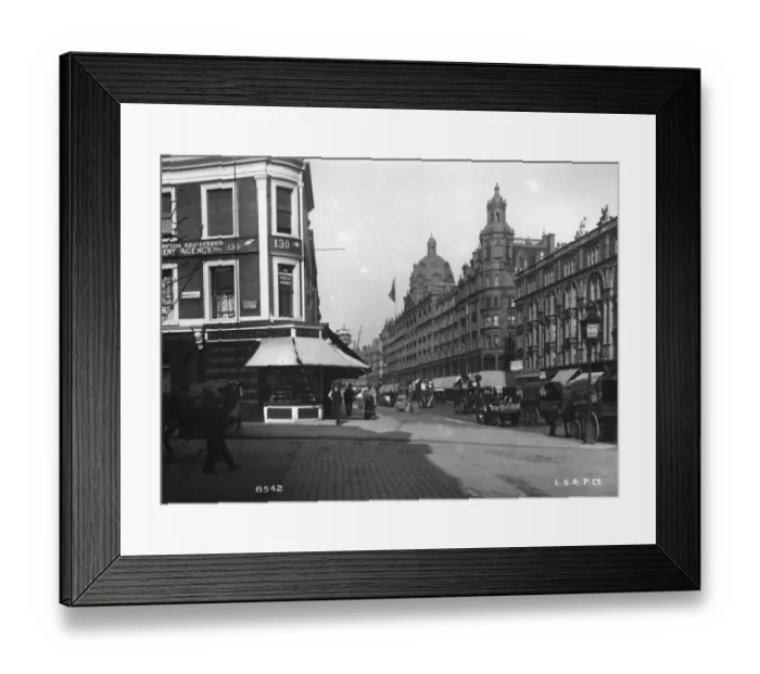 Framed Print : Harrods Store Framed Print : Harrods Store
