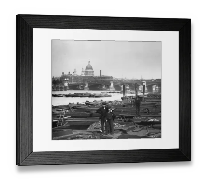 Framed Print : Dock Boys. circa 1865: A view across the River Thames towards Blackfriars Bridge Framed Print : Dock Boys. circa 1865: A view across the River Thames towards Blackfriars Bridge