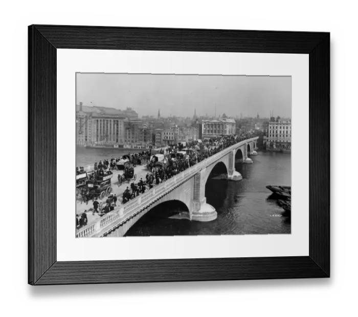Framed Print : London Bridge Framed Print : London Bridge