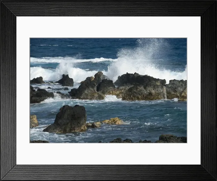 Framed Print : Strong surf on the Pacific coast, Big Island, Hawaii, United States Framed Print : Strong surf on the Pacific coast, Big Island, Hawaii, United States