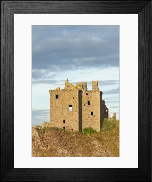 Framed Print : Dunnottar Castle, Stonehaven, Scotland, United Kingdom Framed Print : Dunnottar Castle, Stonehaven, Scotland, United Kingdom
