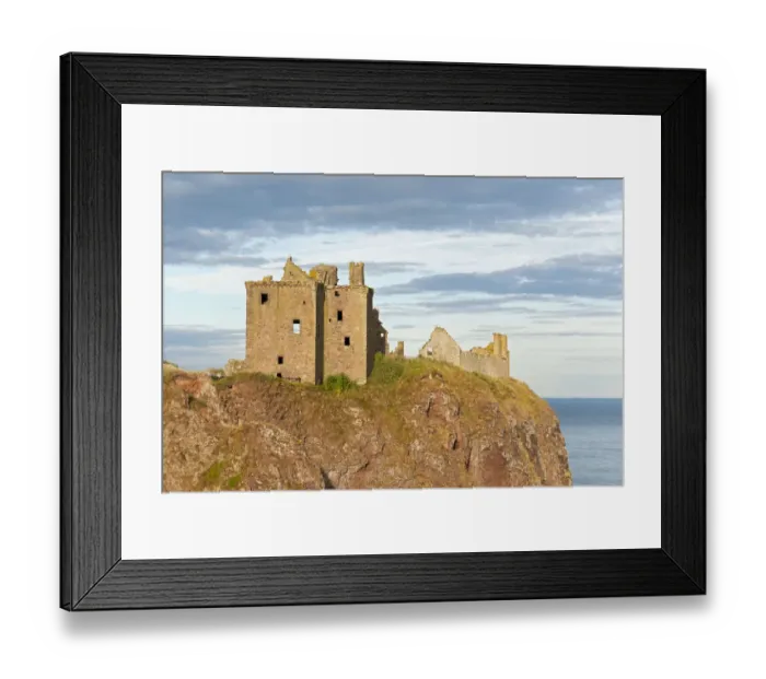 Framed Print : Dunnottar Castle, Stonehaven, Scotland, United Kingdom Framed Print : Dunnottar Castle, Stonehaven, Scotland, United Kingdom