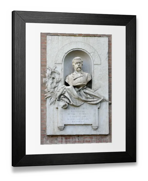 Framed Print : Monument to Benedetto Cairoli, freedom fighter Prime Minister, Piazza Indepenzia, Verona, Veneto, Italy Framed Print : Monument to Benedetto Cairoli, freedom fighter Prime Minister, Piazza Indepenzia, Verona, Veneto, Italy