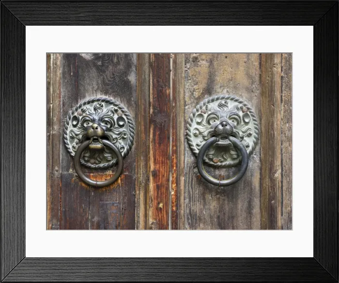 Framed Print : Bronze door handles in the shape of lions heads, main portal of Stadtpfarrkirche Maria Himmelfahrt, Parish Church of the Assumption, Schwaz, Tyrol, Austria Framed Print : Bronze door handles in the shape of lions heads, main portal of Stadtpfarrkirche Maria Himmelfahrt, Parish Church of the Assumption, Schwaz, Tyrol, Austria