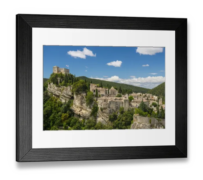 Framed Print : Old town, Vaison-la-Romaine, Vaucluse, Provence-Alpes-Cote dAzur, France