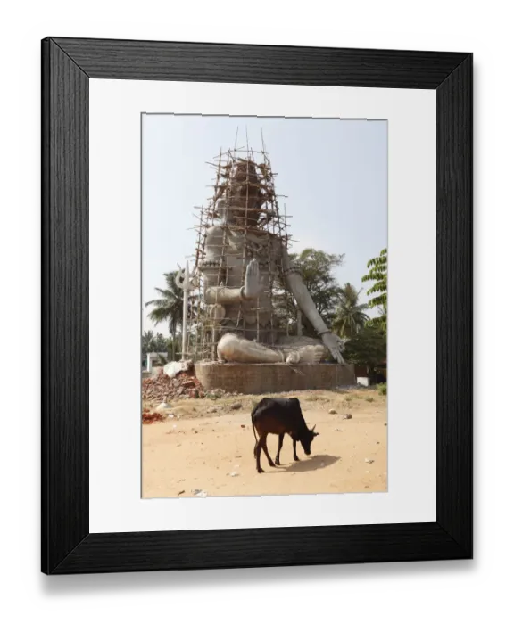 Framed Print : Scaffolded Hindu statue, Nanjangud, Karnataka, South India, India, South Asia, Asia