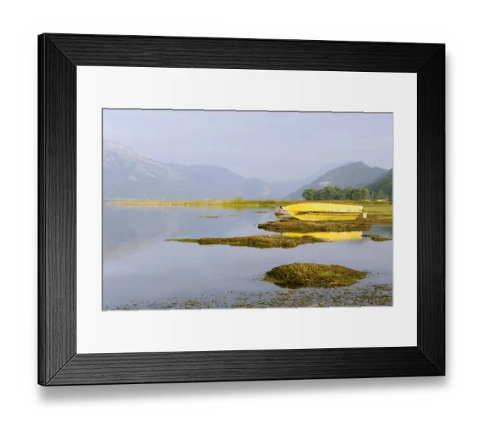 Framed Print : Lago del Matese lake in the Parco del Matese regional park, Campania, Molise, Italy, Europe Framed Print : Lago del Matese lake in the Parco del Matese regional park, Campania, Molise, Italy, Europe