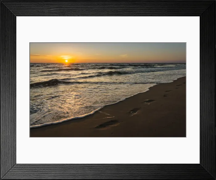 Framed Print : Sunset over the sea off ??Sylt, Schleswig-Holstein, Germany Framed Print : Sunset over the sea off ??Sylt, Schleswig-Holstein, Germany