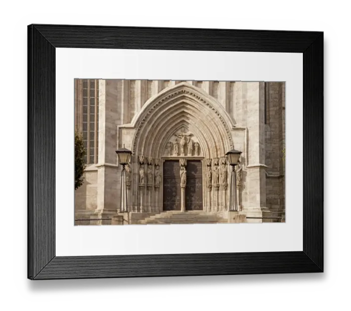 Framed Print : Portal of Marienkirche church in Muhlhausen, Unstrut Hainich district, Thuringia, Germany Framed Print : Portal of Marienkirche church in Muhlhausen, Unstrut Hainich district, Thuringia, Germany