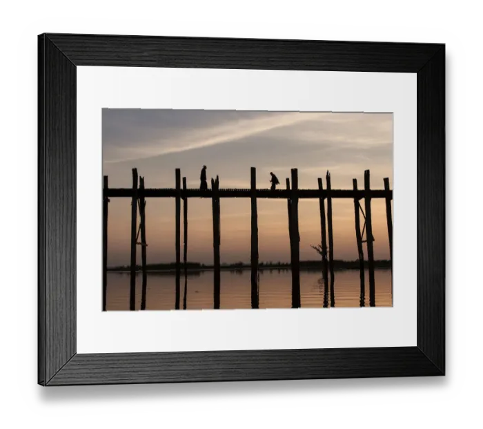 Framed Print : U Bein Bridge in the evening light, near Mandalay, Myanmar Framed Print : U Bein Bridge in the evening light, near Mandalay, Myanmar