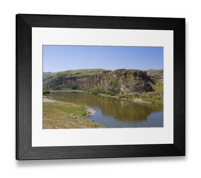 Framed Print : Tigris River, near Hasankeyf, Batman Province, Southeastern Anatolia Region, Anatolia, Turkey Framed Print : Tigris River, near Hasankeyf, Batman Province, Southeastern Anatolia Region, Anatolia, Turkey