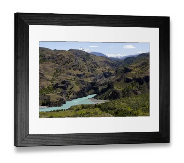 Framed Print : The bright blue Rio Baker glacial river on the Carretera Austral, Ruta CH7 road, Panamerican Highway, Cochrane, Region de Aysen, Patagonia, Chile, South America, America