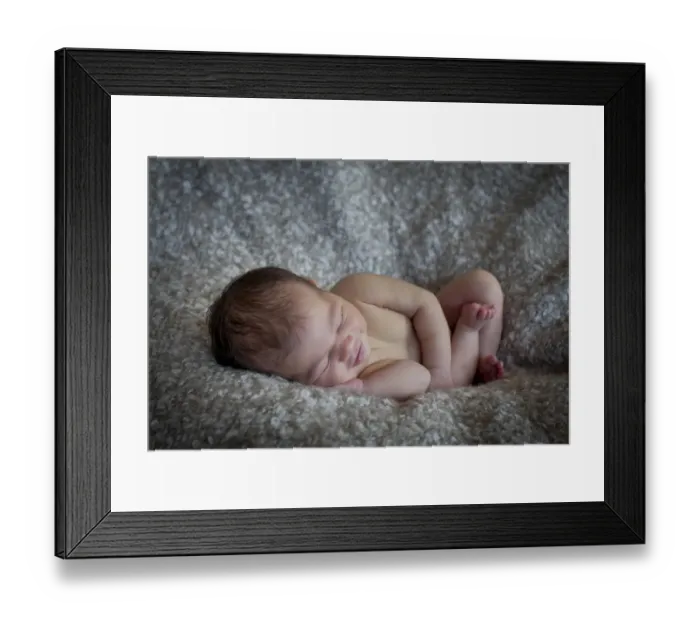 Framed Print : Newborn baby, five days, asleep Framed Print : Newborn baby, five days, asleep