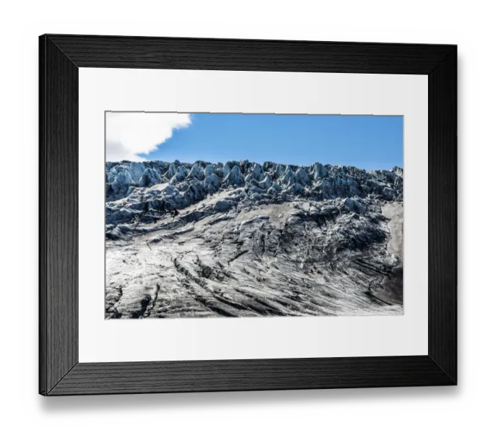 Framed Print : Ice formations, snow-capped volcanic mountain chain Kverkfjoll, on the northern edge of the Vatnajokull glacier, highlands, Iceland Framed Print : Ice formations, snow-capped volcanic mountain chain Kverkfjoll, on the northern edge of the Vatnajokull glacier, highlands, Iceland